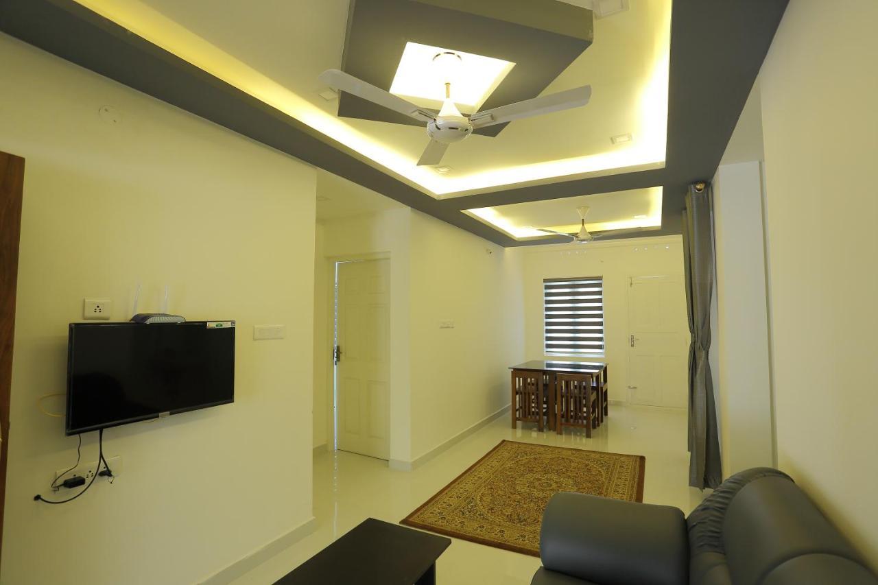 Yelza Hotel And Residence Alwaye エクステリア 写真