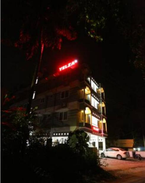 Yelza Hotel And Residence Alwaye エクステリア 写真